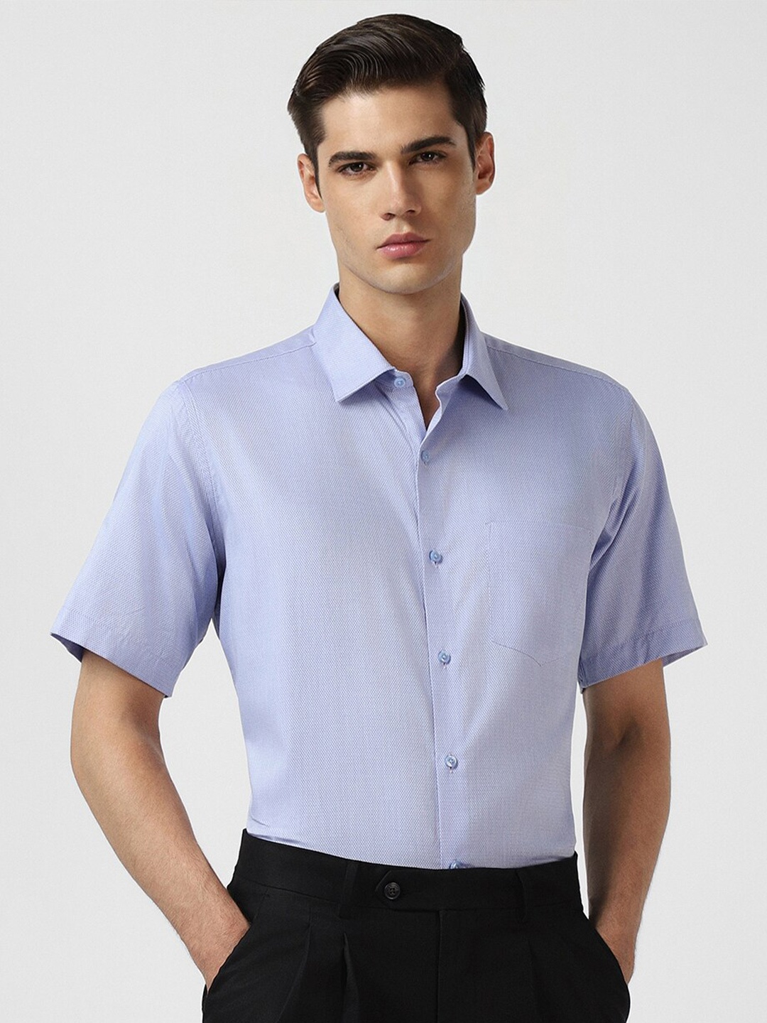 

Van Heusen Regular Fit Textured Half Sleeves Cotton Party Shirt, Purple