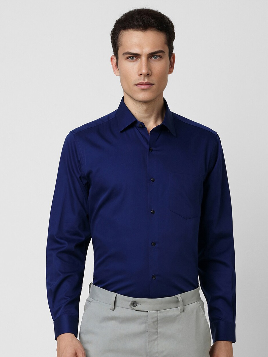 

Van Heusen Spread Collar Pure Cotton Shirt, Blue