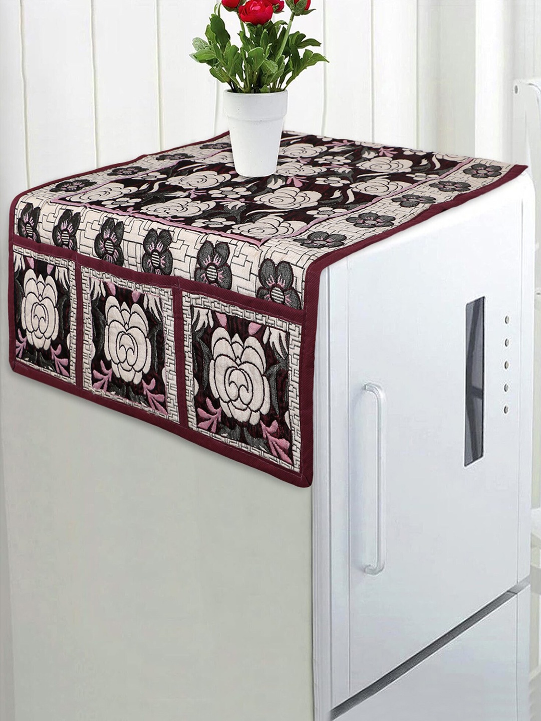 

Dakshya Industries Maroon & Beige Floral Woven Design Velvet Refrigerator Cover