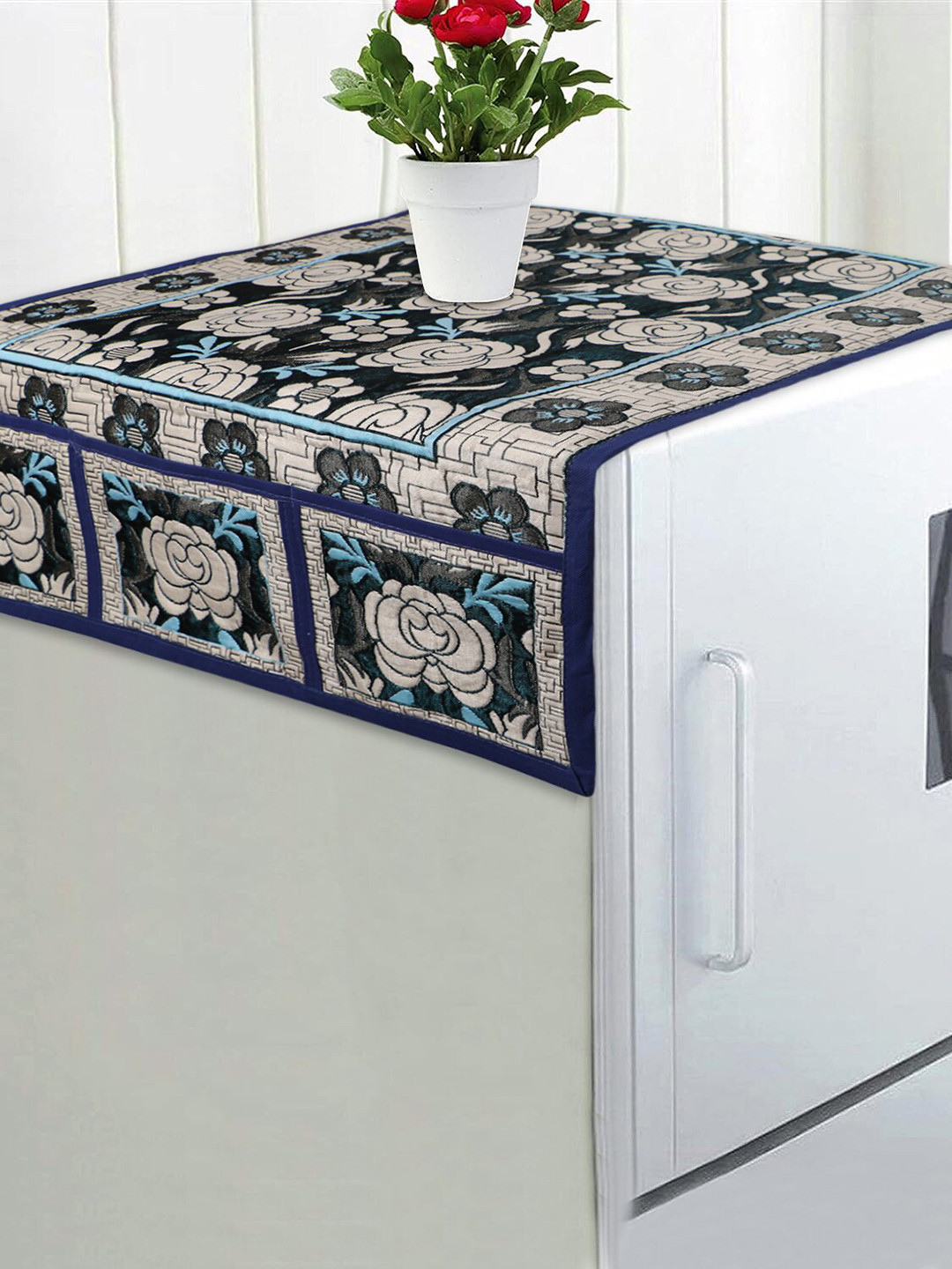 

Dakshya Industries Blue & Beige Floral Woven Design Light Weight Velvet Refrigerator Cover