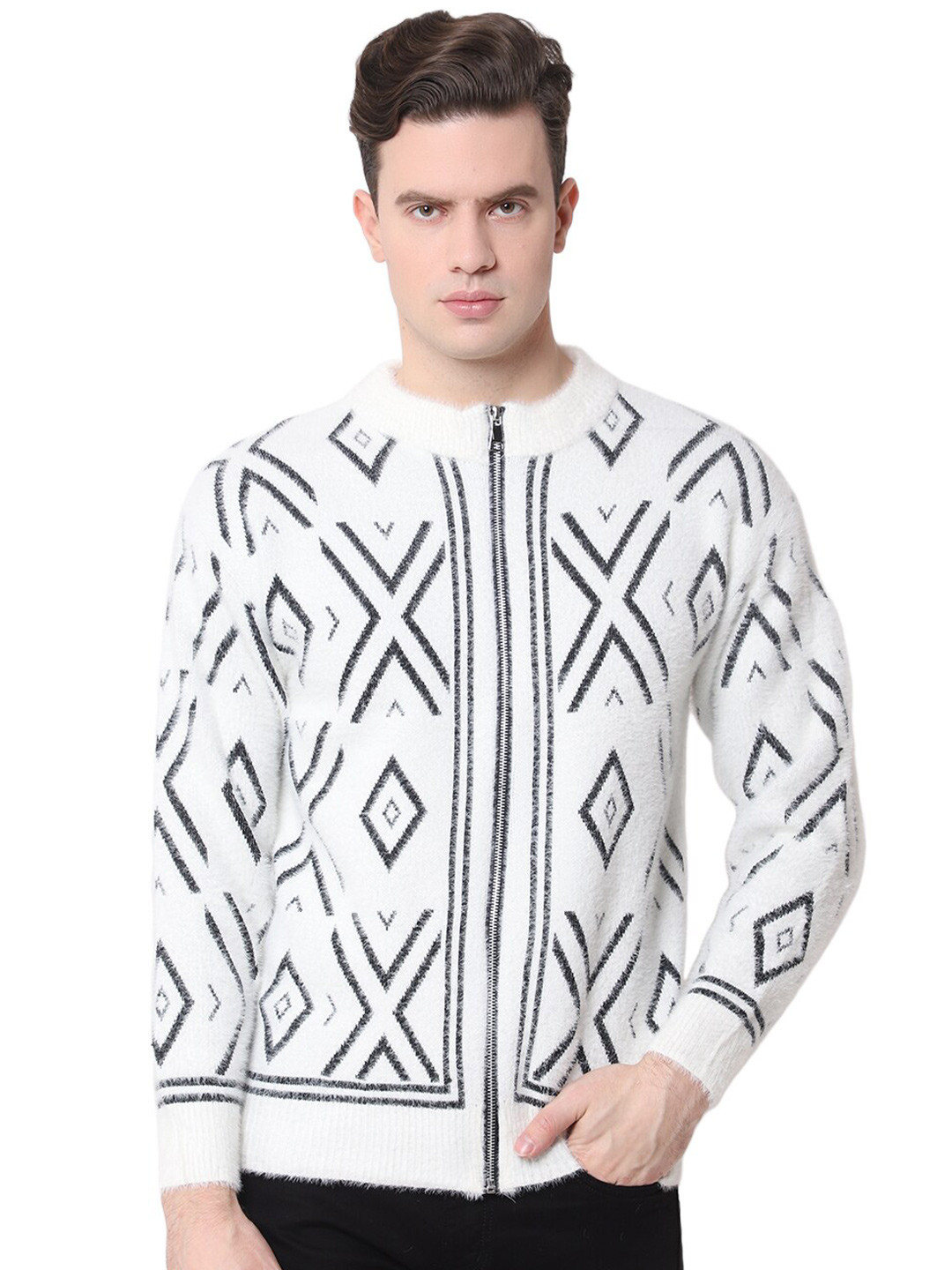 

Zacharias Geometric Printed Long Sleeves Wool Sweater, White