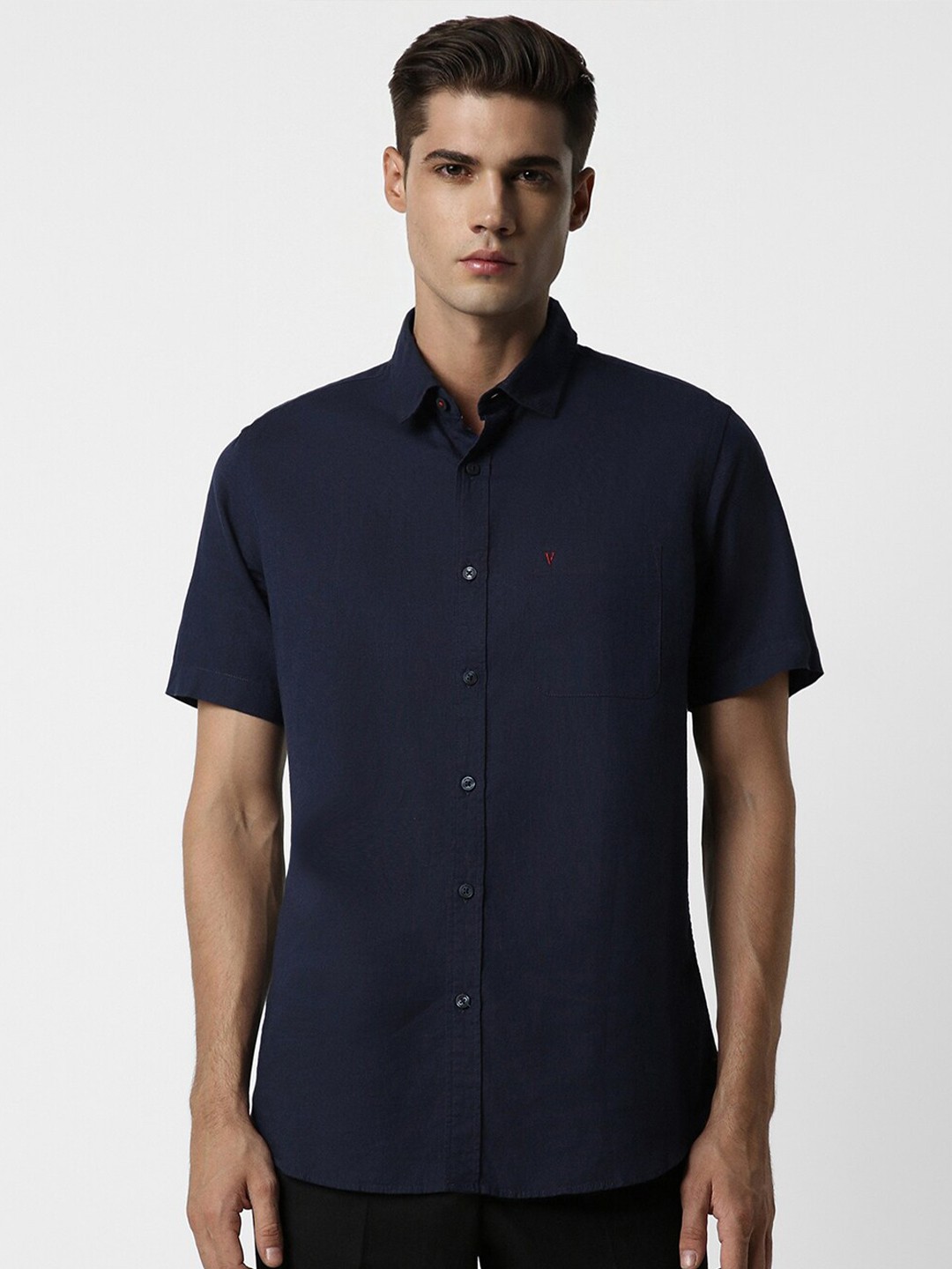 

Van Heusen Sport Slim Fit Spread Collar Cotton Linen Casual Shirt, Navy blue