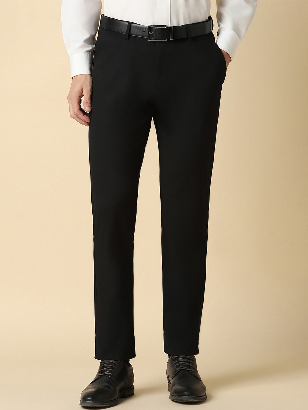 

Allen Solly Men Slim Fit Mid-Rise Plain Formal Trousers, Black