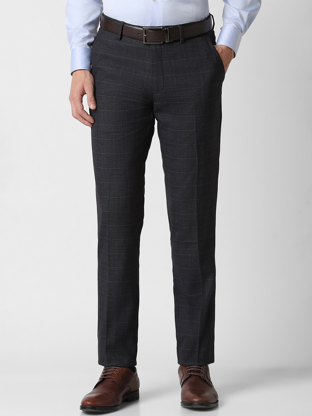

Peter England Elite Men Checked Slim Fit Formal Trousers, Black