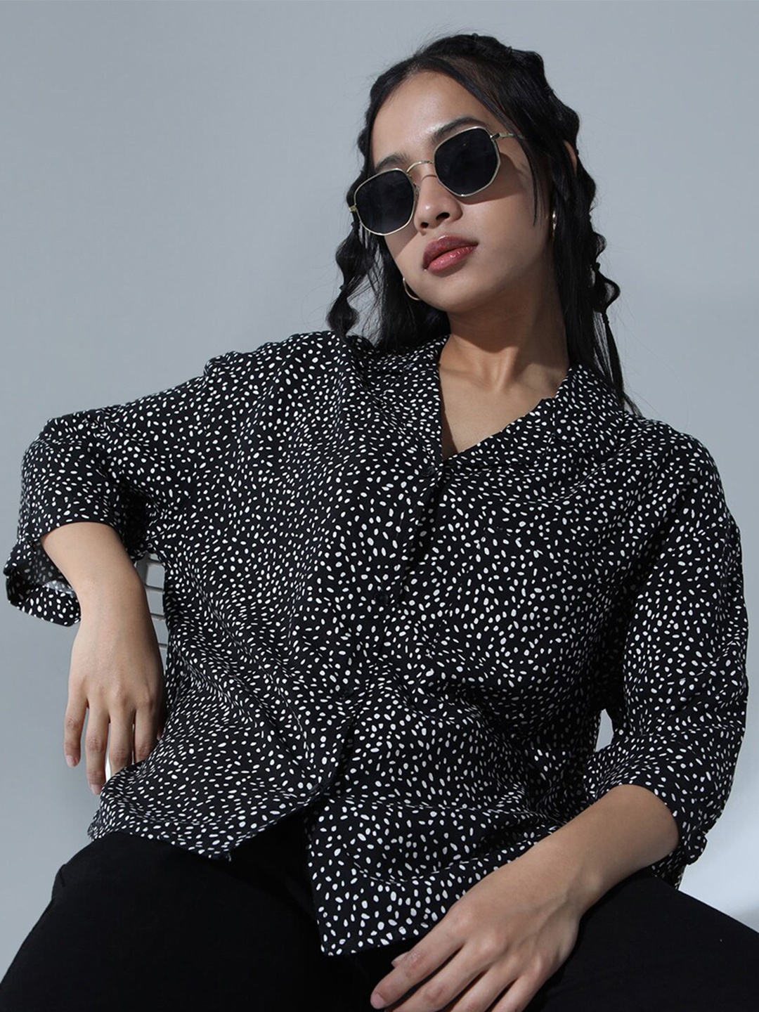 

Hubberholme Spread Collar Classic Geometric Printed Opaque Oversized Party Shirt, Black