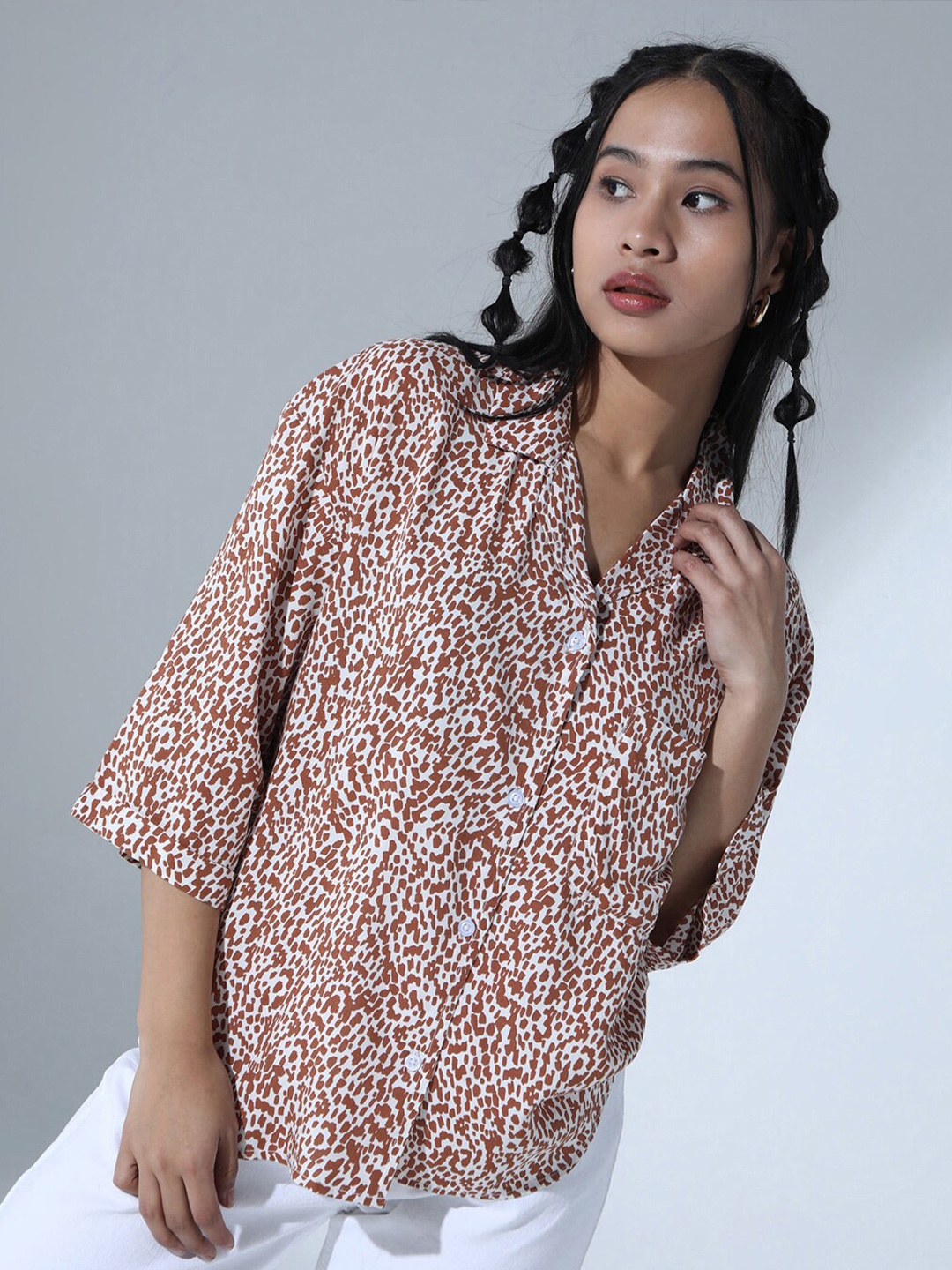 

Hubberholme Spread Collar Classic Abstract Printed Opaque Oversized Party Shirt, White