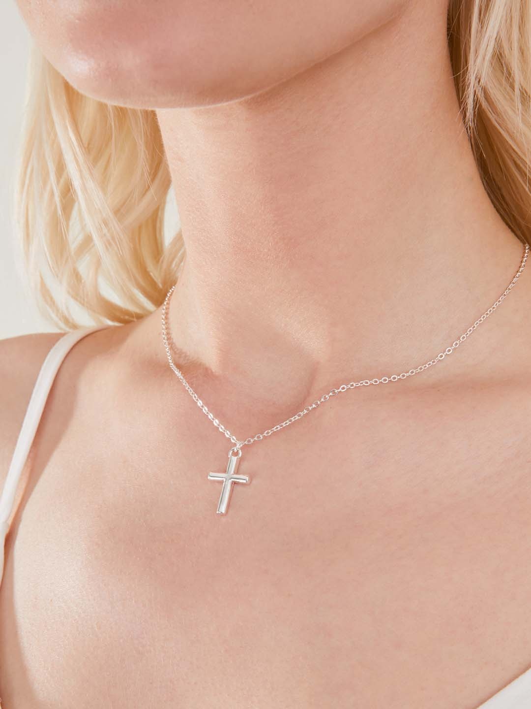 

Accessorize Contemporary Pendants With Chains, Gold