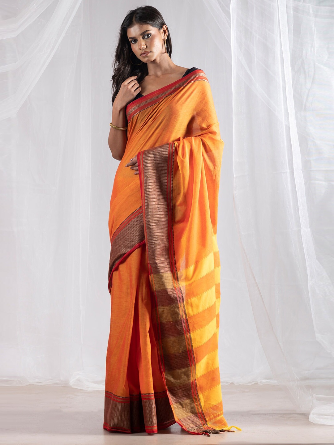 

Unnati Silks Pure Cotton Handloom Narayan Peth Saree, Orange