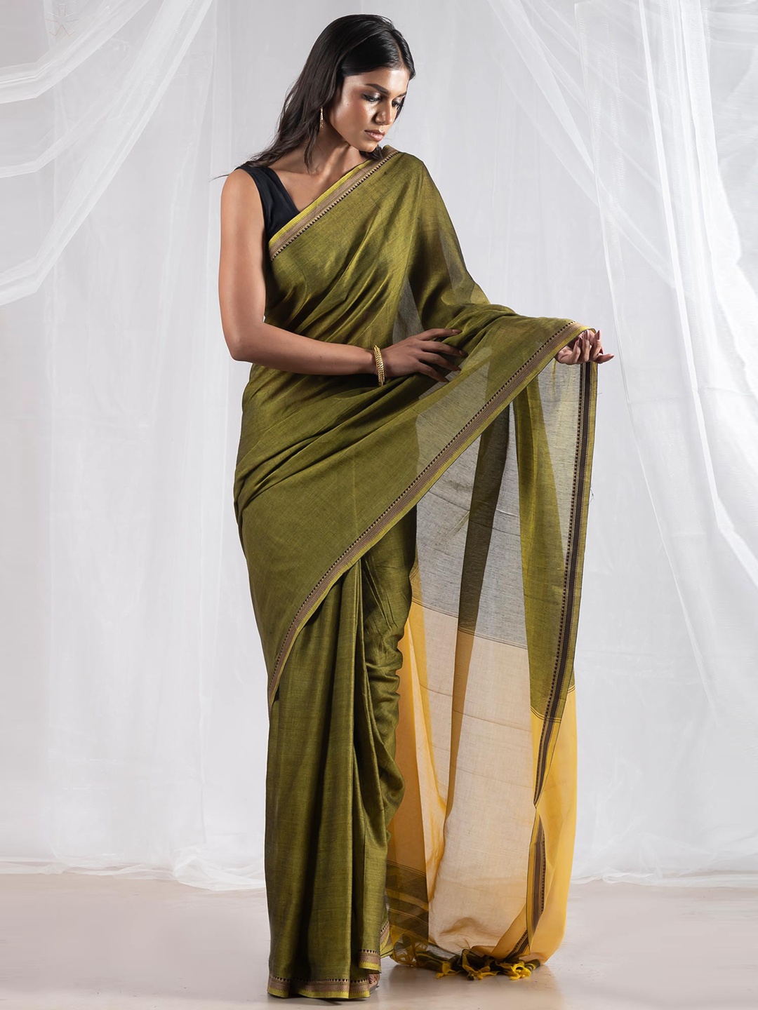 

Unnati Silks Pure Cotton Handloom Narayanpet Saree, Green