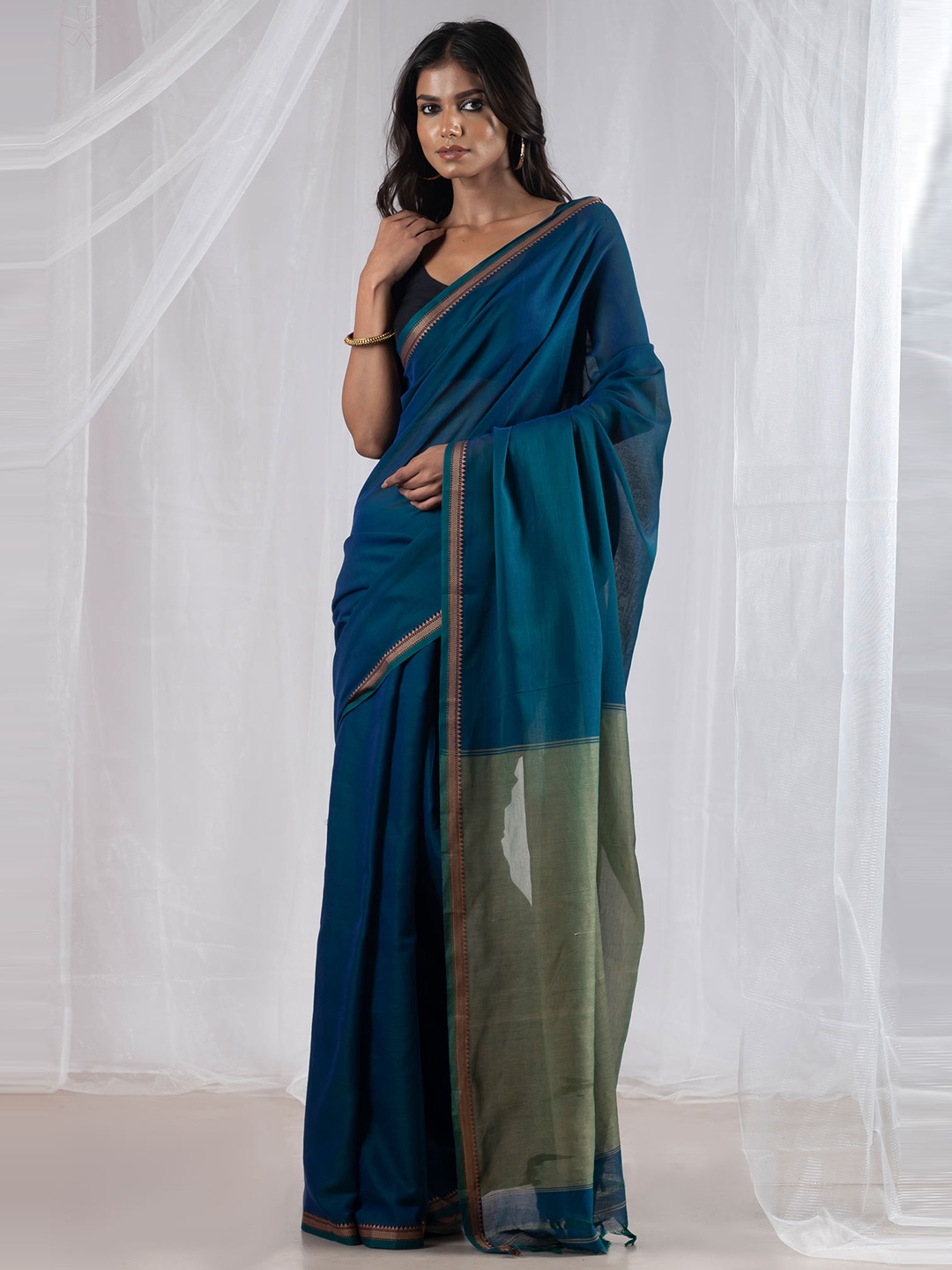 

Unnati Silks Pure Cotton Handloom Narayan Peth Saree, Blue