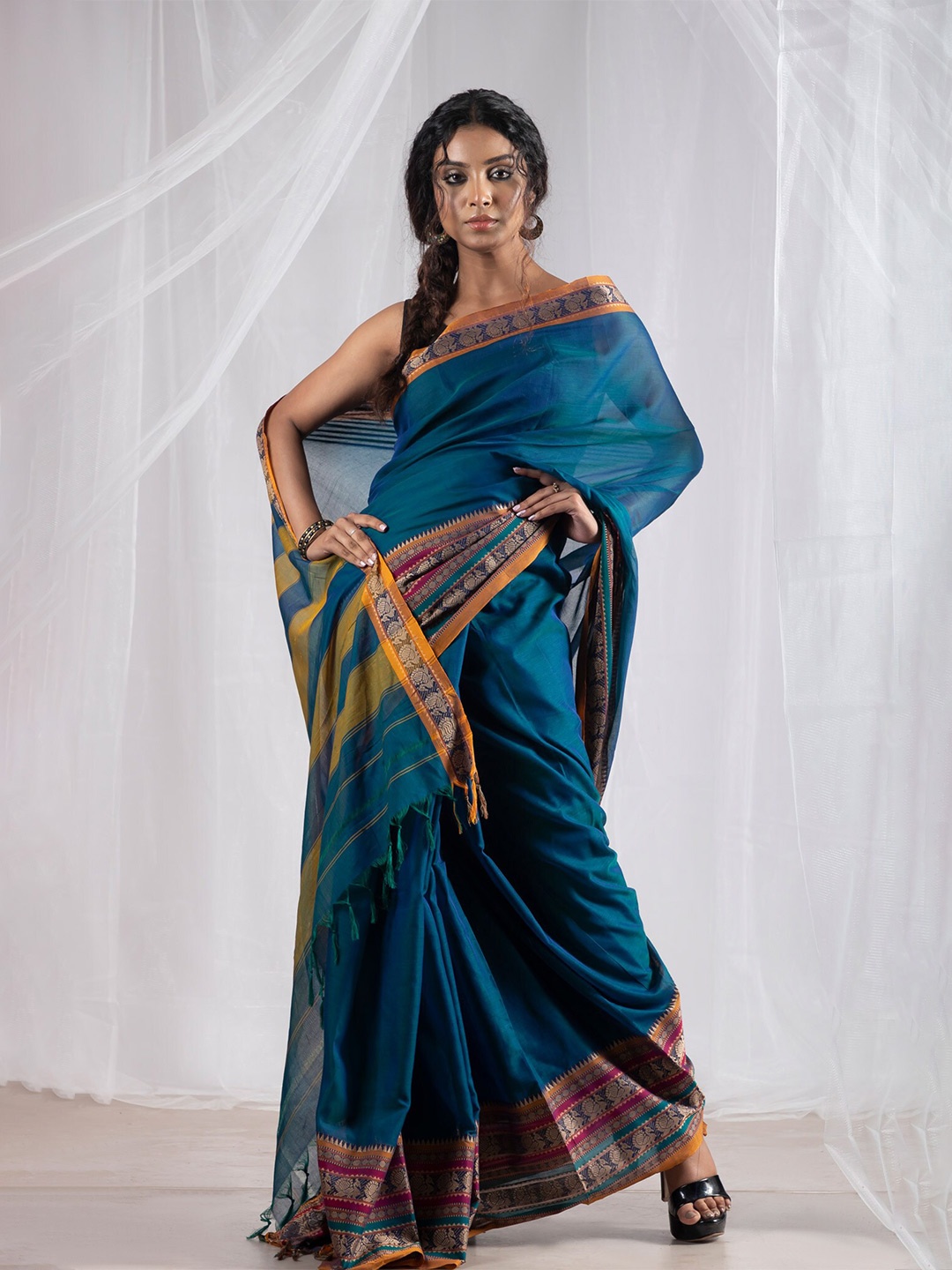 Unnati Silks Woven Design Zari Pure Cotton Handloom Narayan Peth Saree, Blue
