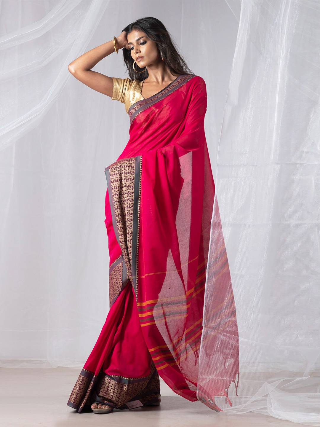 

Unnati Silks Zari Pure Cotton Handloom Narayan Peth Saree, Pink