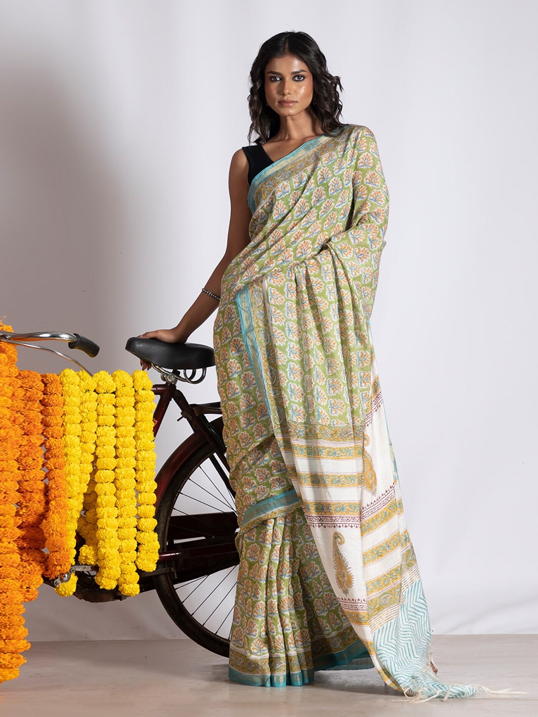 

Unnati Silks Floral Printed Handloom Baluchari Saree, Green