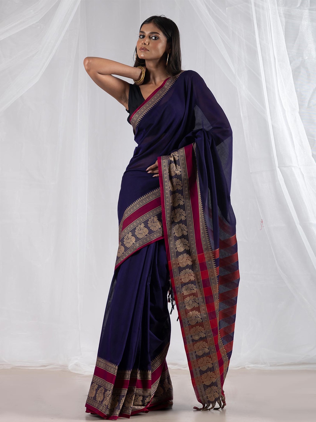 

Unnati Silks Pure Cotton Handloom Narayan Peth Saree, Violet