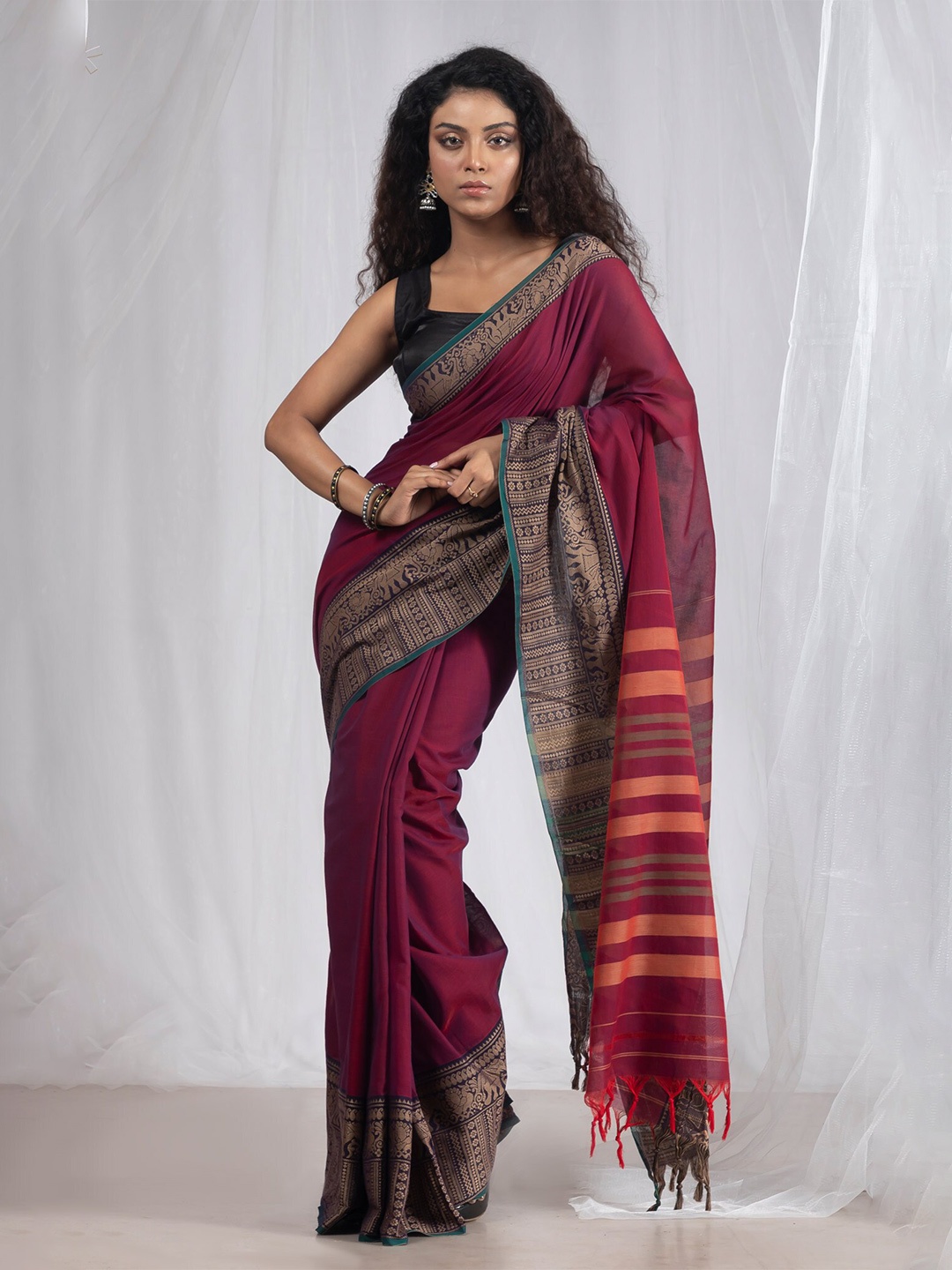 

Unnati Silks Woven Design Pure Cotton Handloom Narayan Peth Saree, Pink