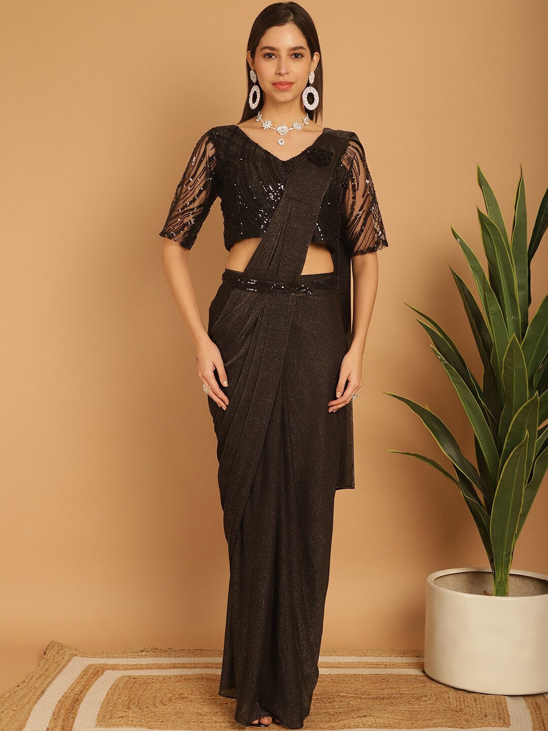 

Grancy Embellished Sequinned Belted Saree, Black