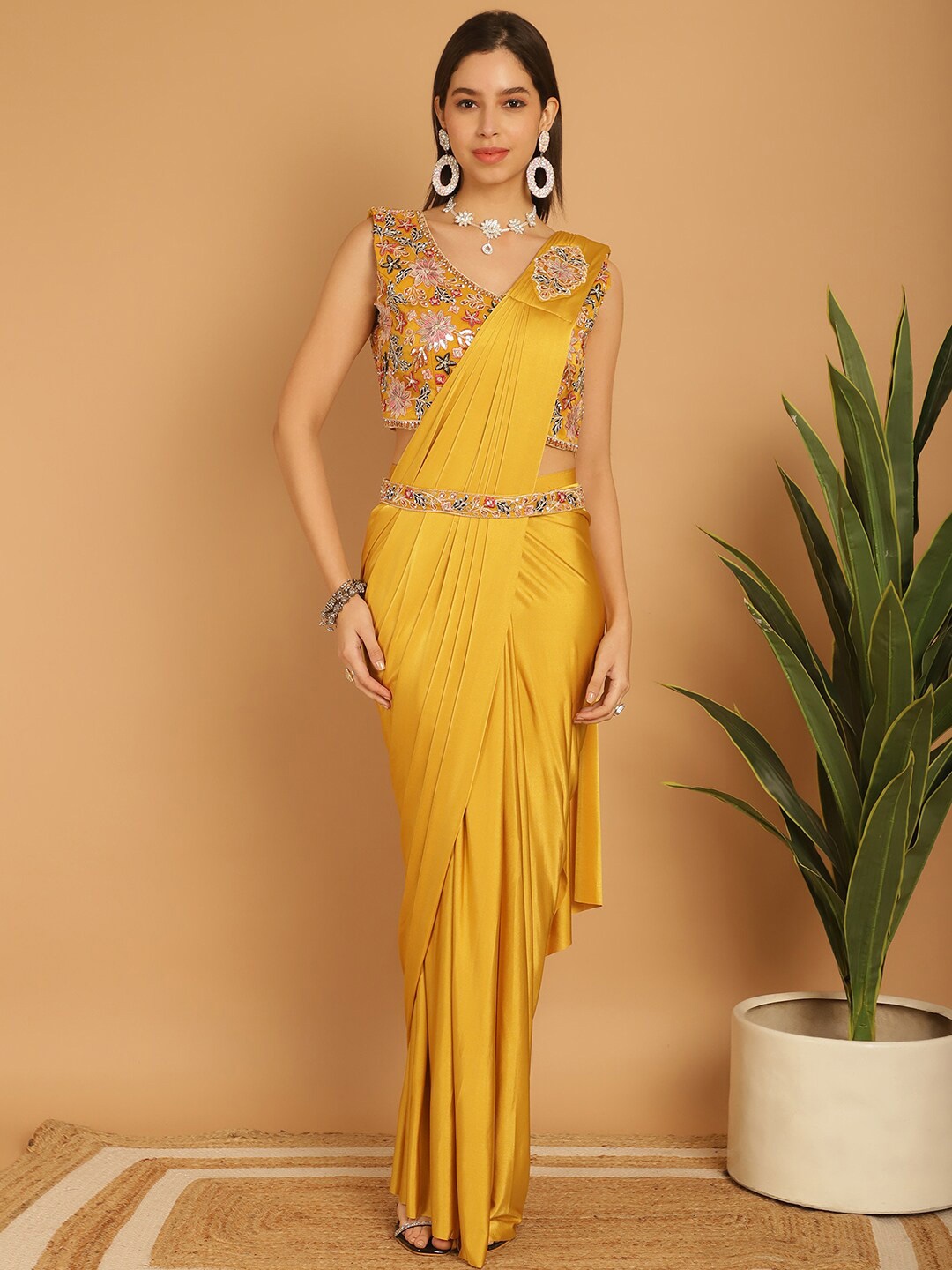 

Grancy Embellished Ready to Wear Saree, Mustard