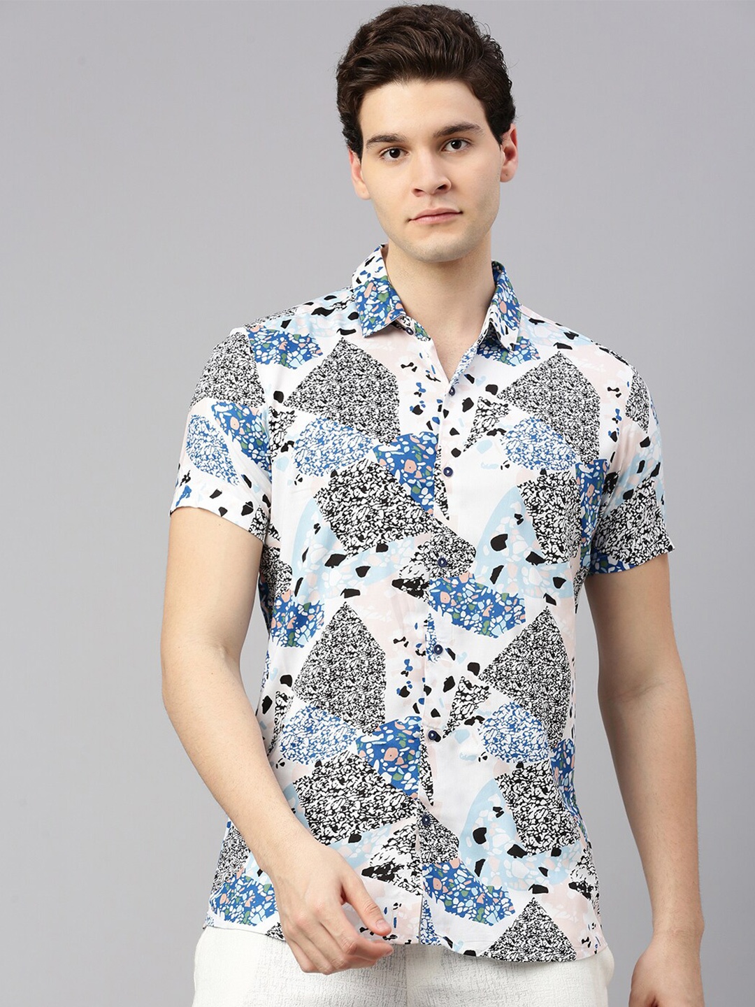 

ZEDD Relaxed Fit Abstract Printed Casual Shirt, Blue