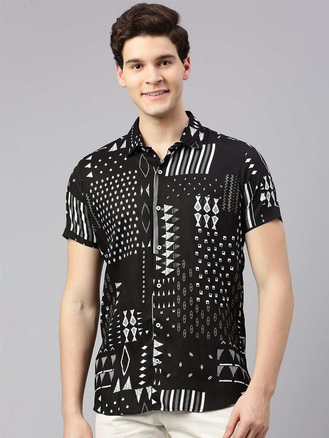 

ZEDD Relaxed Fit Geometric Printed Casual Shirt, Black
