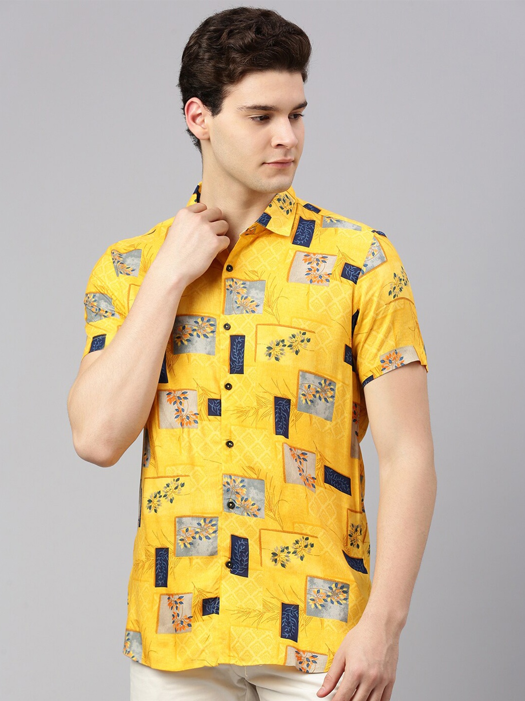 

ZEDD Relaxed Fit Floral Printed Casual Shirt, Yellow