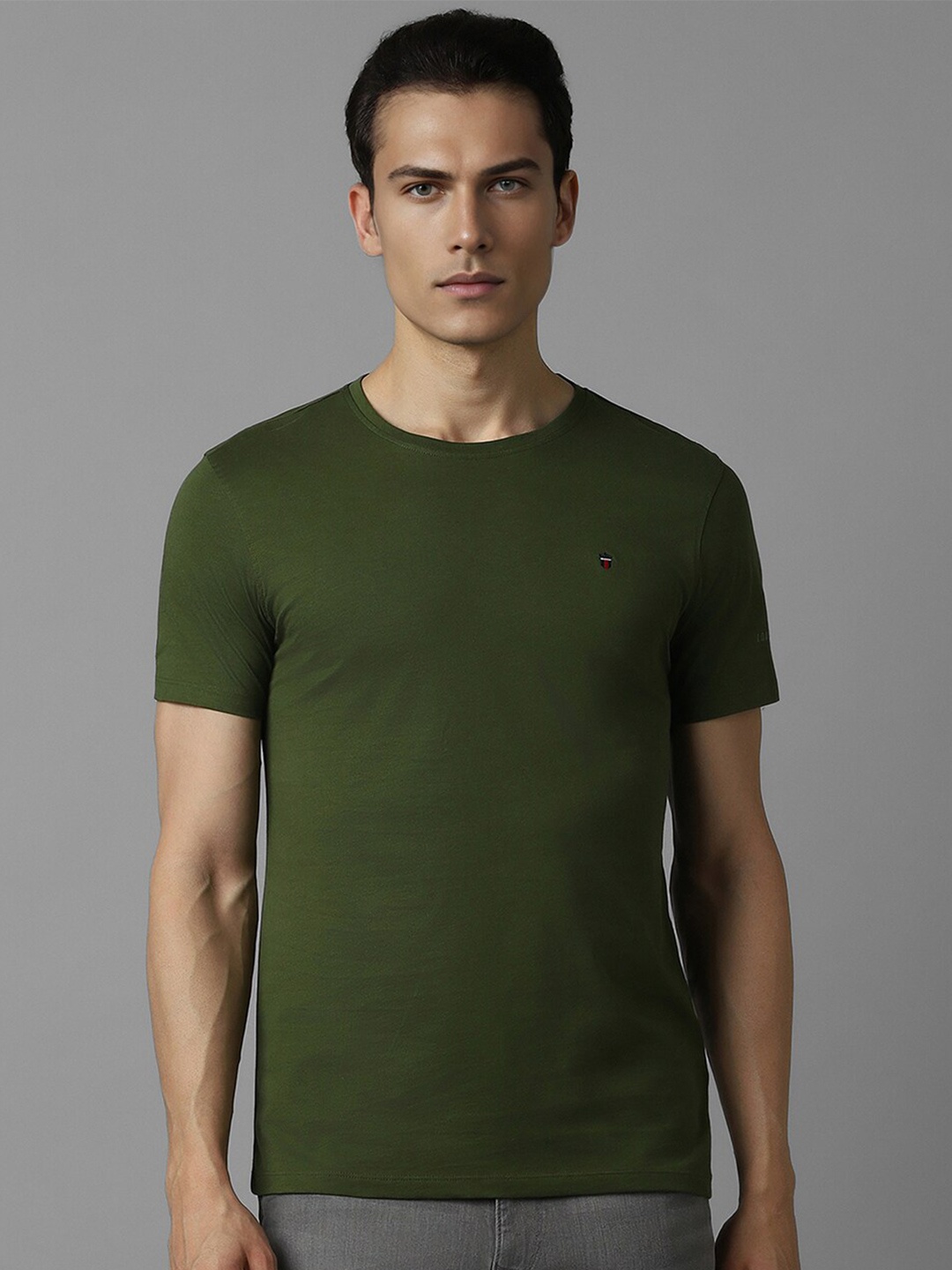 

Louis Philippe Jeans Short Sleeves Slim Fit Pure Cotton T-shirt, Green