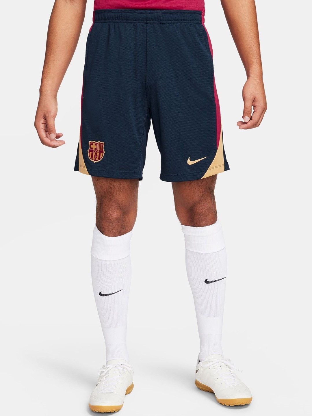

Nike F.C. Barcelona Strike Men Nike Dri-FIT Mid-Rise Football Shorts, Navy blue