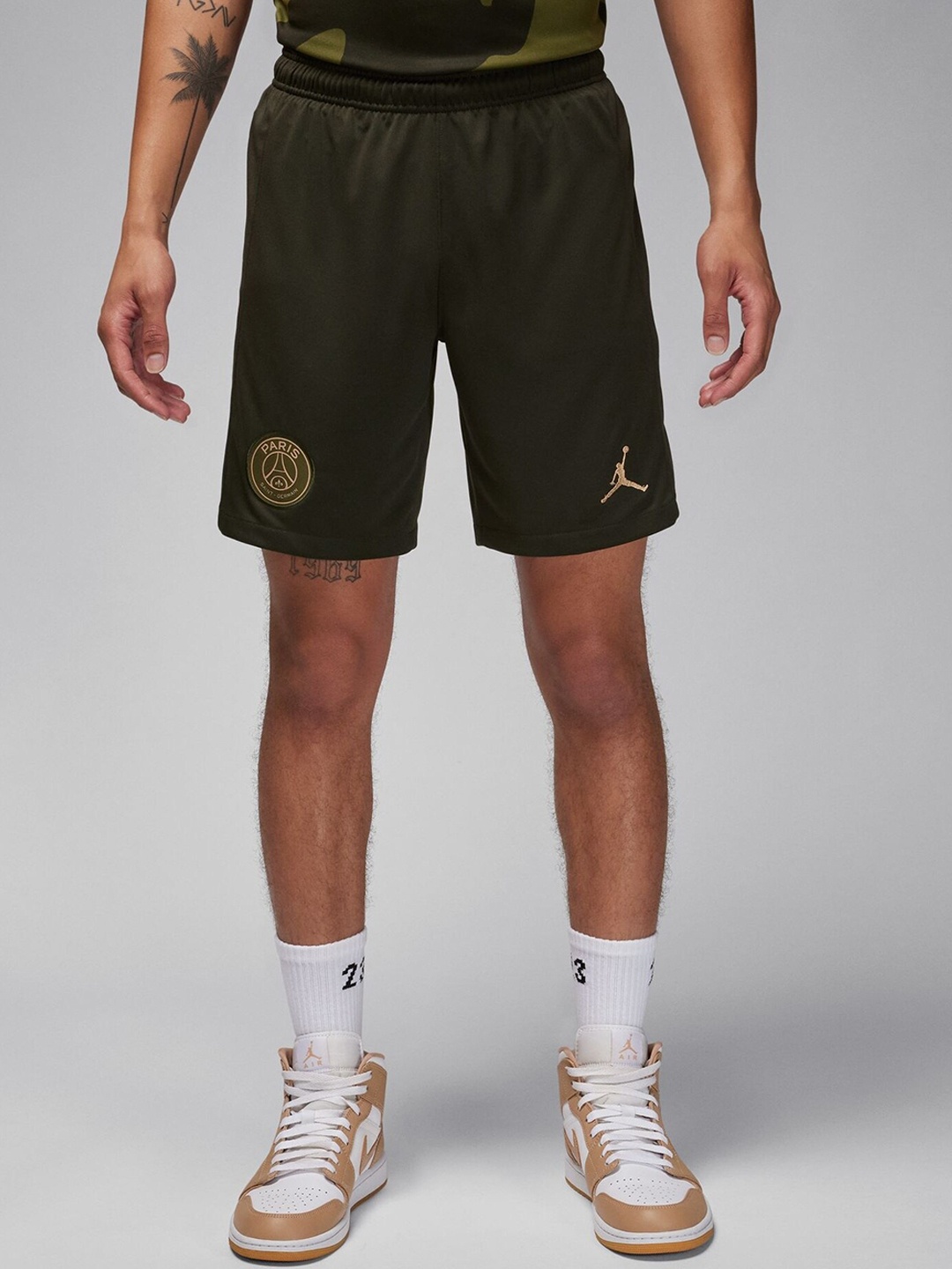 

Nike Paris Saint-Germain 2023/24 Stadium Fourth Men Jordan Dri-FIT Football Replica Shorts, Green