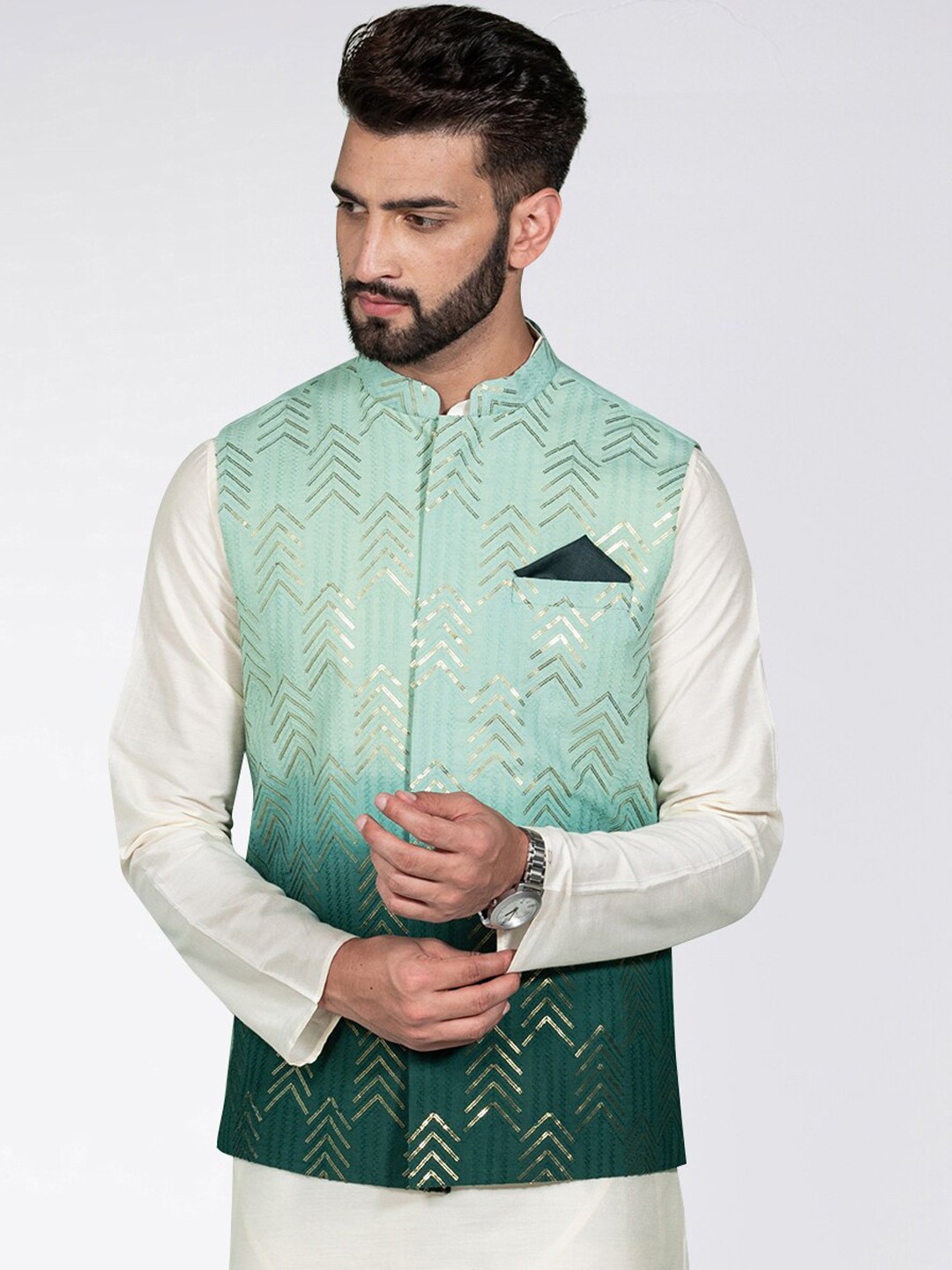 

KISAH Men Ombre Zari Regular Fit Nehru Jacket, Green