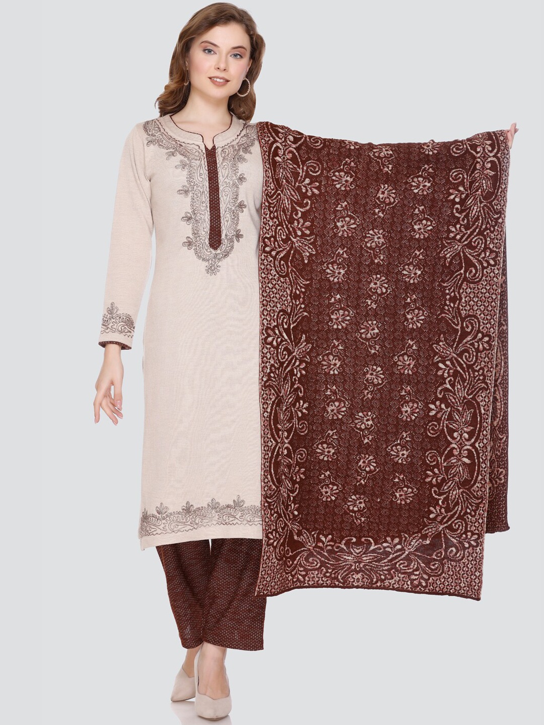 

TWIX Floral Yoke Design Regular Woolen Kurta With Trousers & Dupatta, Beige