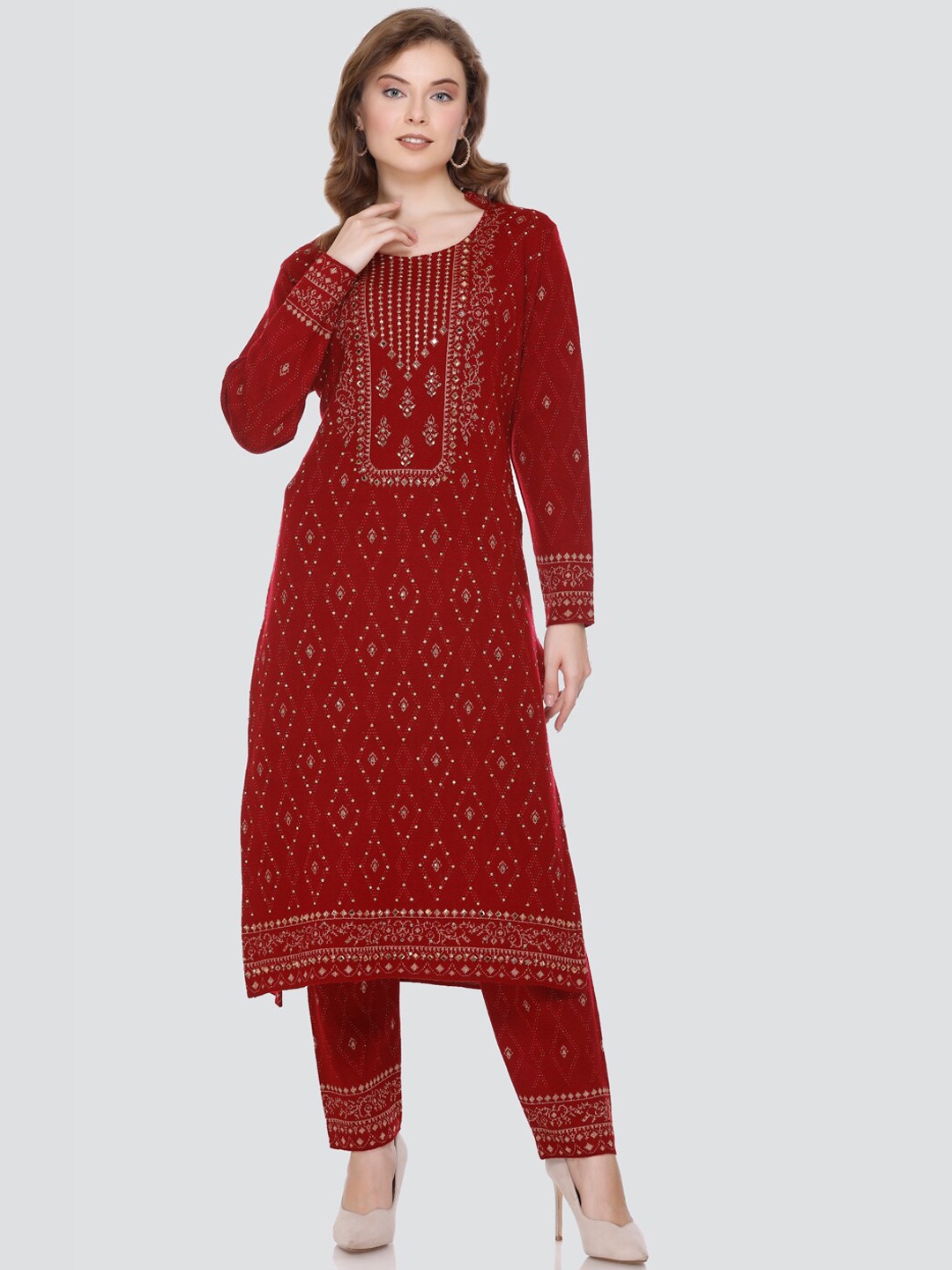 

TWIX Ethnic Motifs Self Design Mirror Work Regular Woolen Kurta With Trousers & Dupatta, Maroon