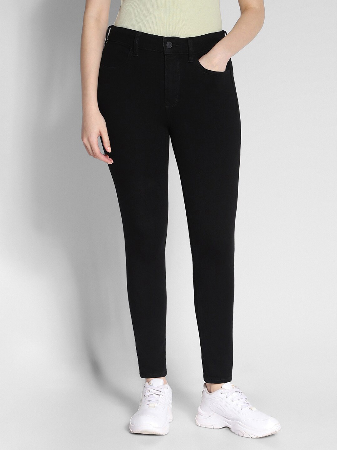 

AMERICAN EAGLE OUTFITTERS Women Slim Fit Jeggings, Black
