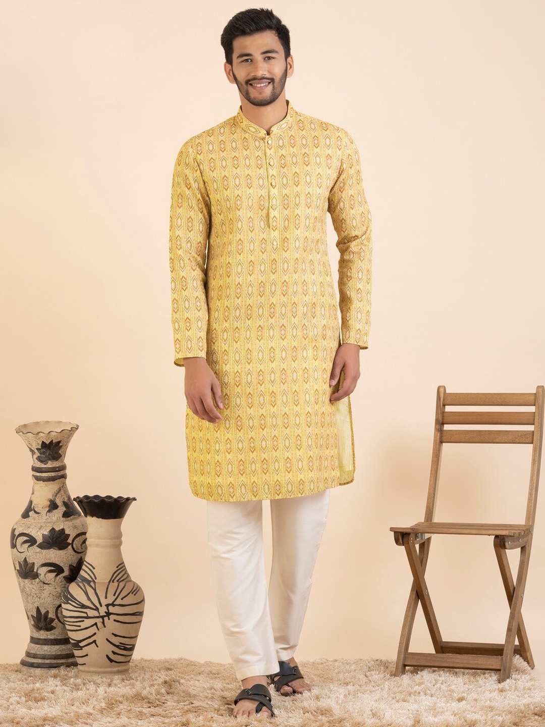 

TheEthnic.Co Printed Regular Georgette Kurta With Salwar, Yellow