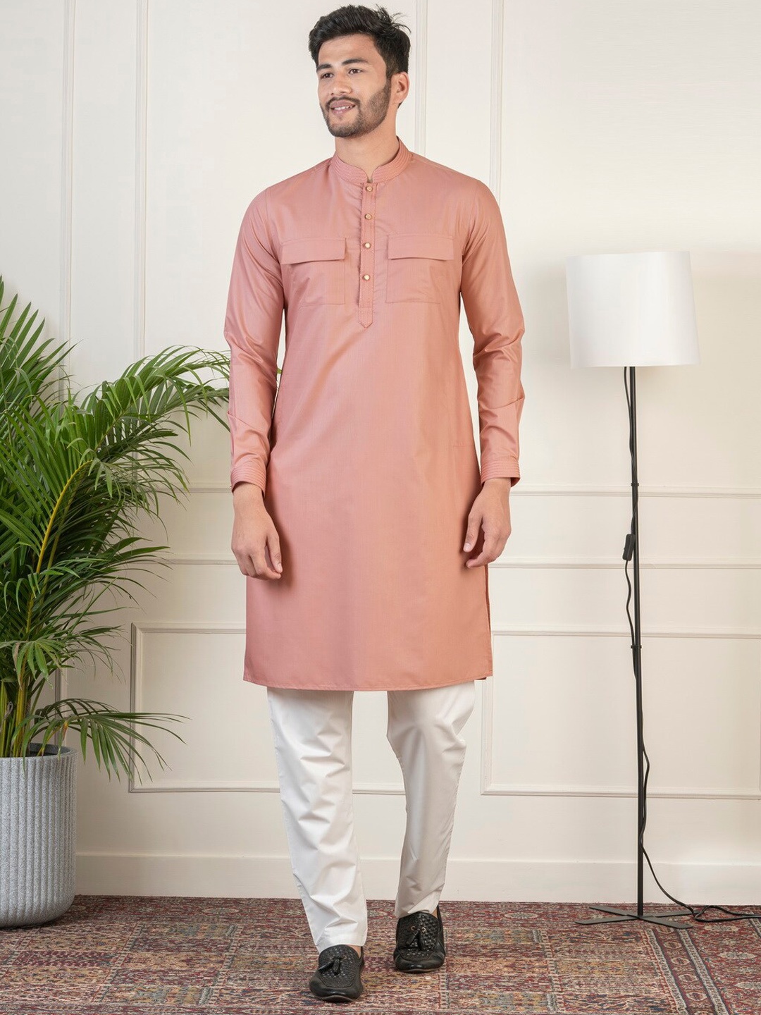 

TheEthnic.Co Mandarin Collar Regular Pure Cotton Straight Kurta with Pyjamas, Pink