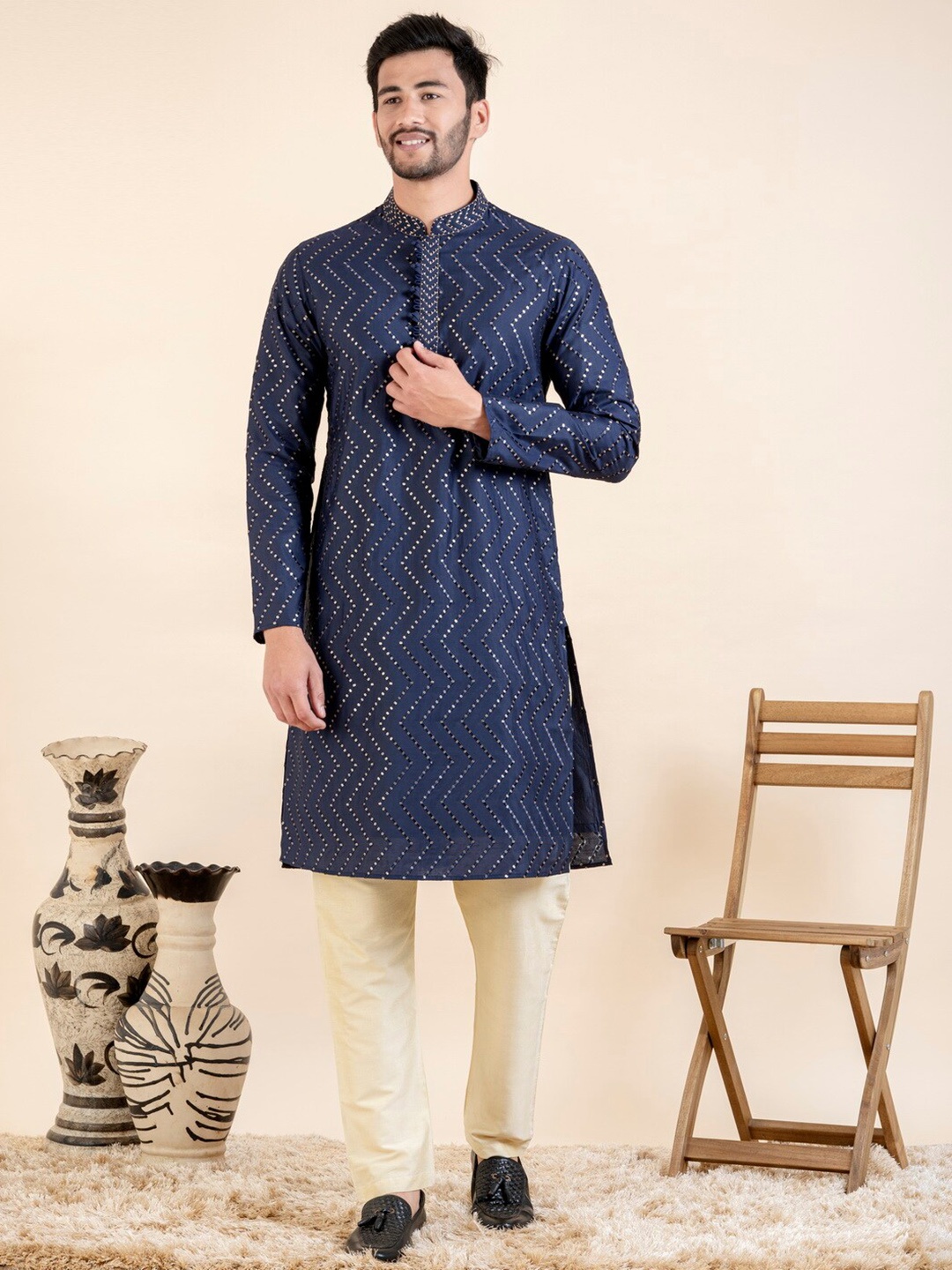 

TheEthnic.Co Chevron Embroidered Sequined Regular Kurta with Trousers, Navy blue