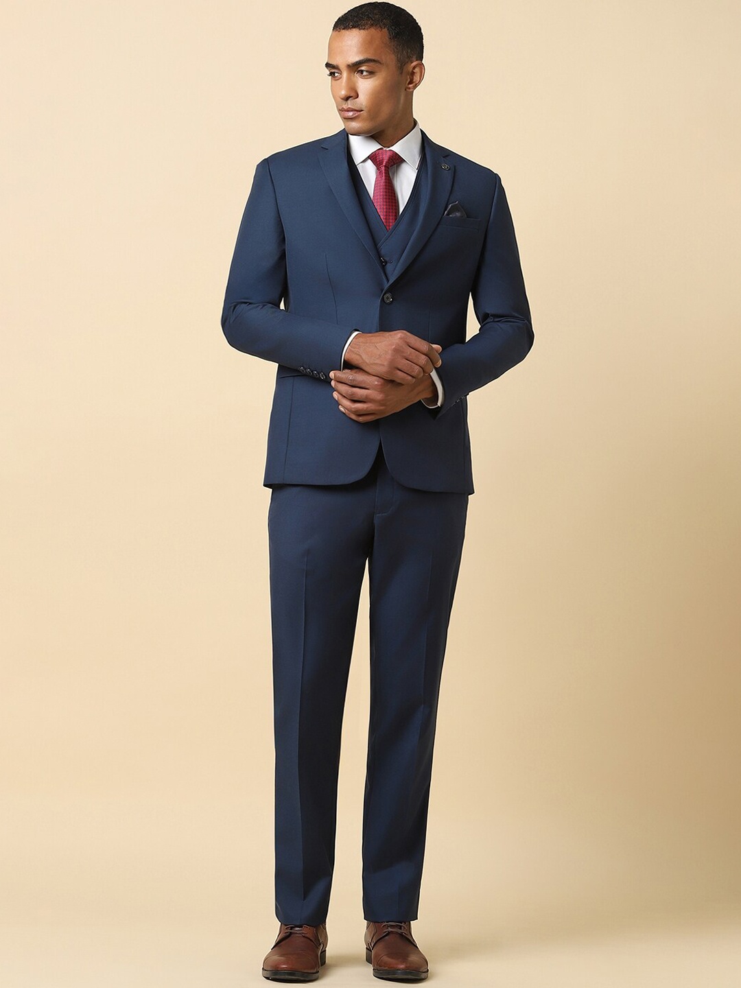 

Allen Solly Slim-Fit Single-Breasted Three-Piece Formal Suit, Navy blue