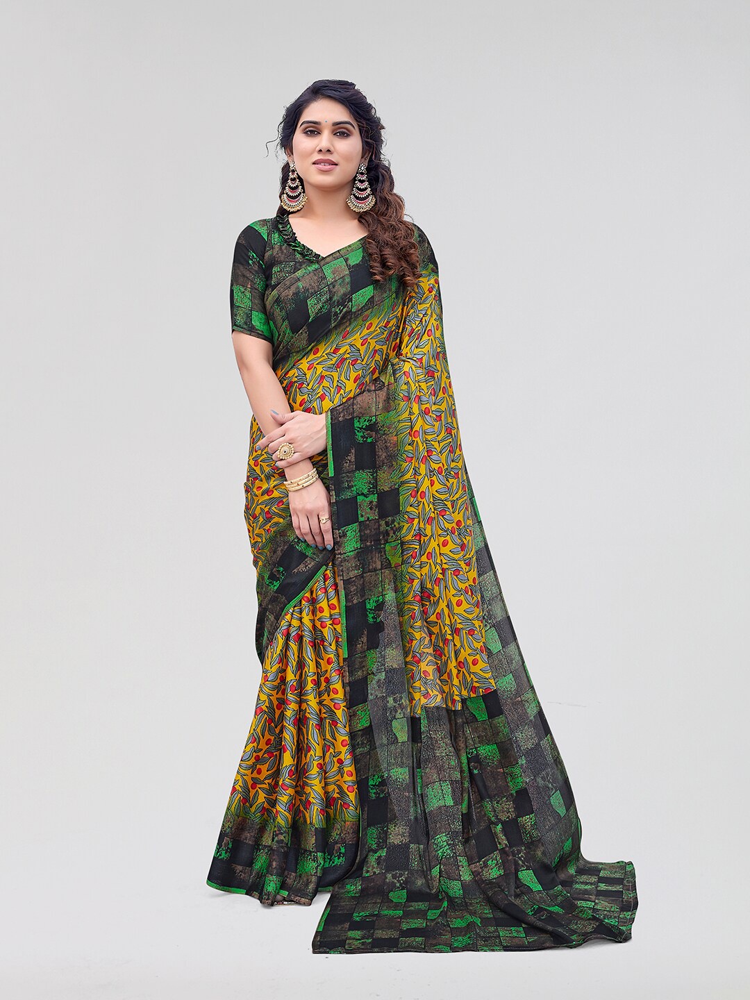

Yashika Floral Printed Saree, Yellow