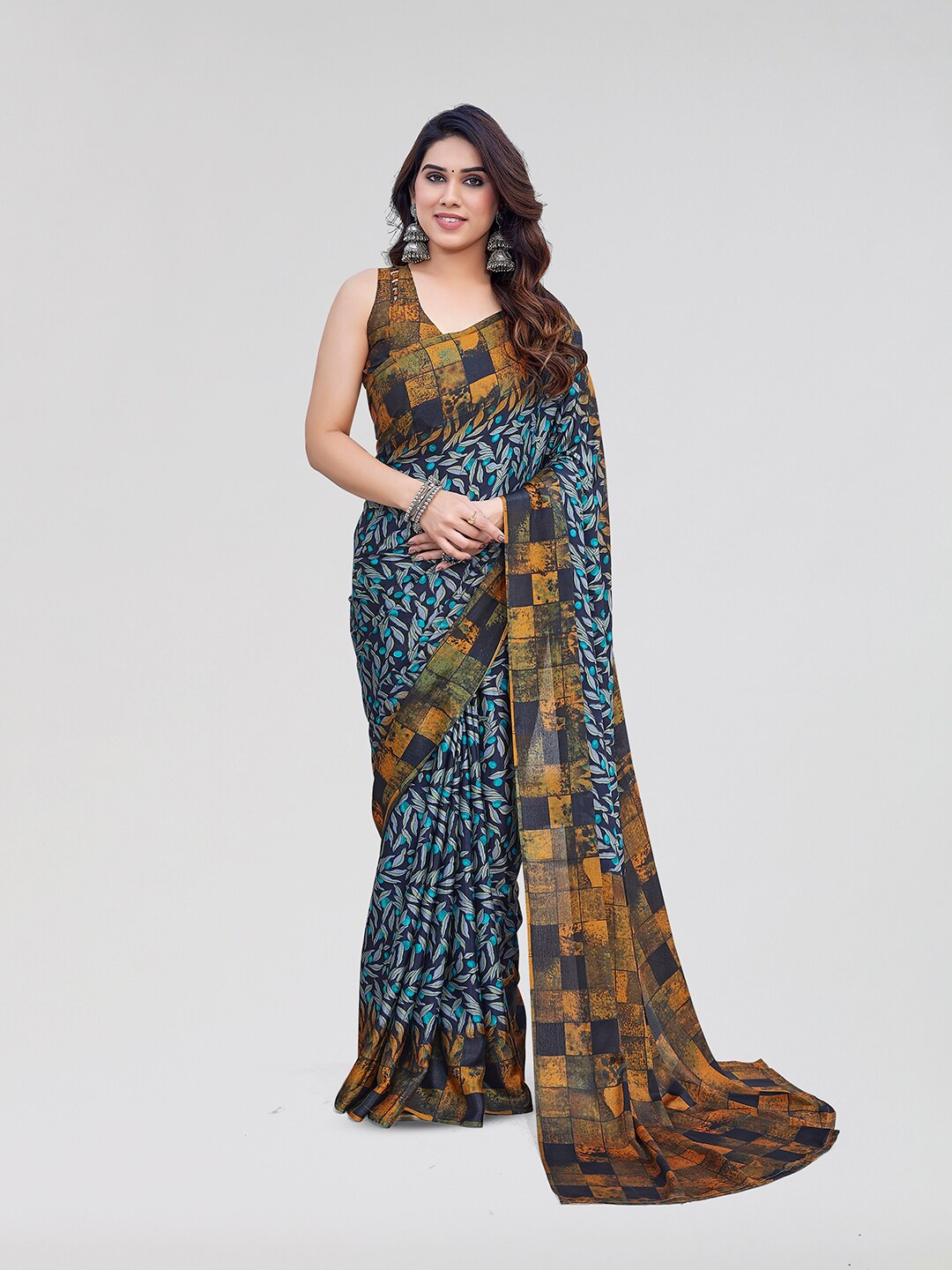

Yashika Floral Printed Saree, Teal