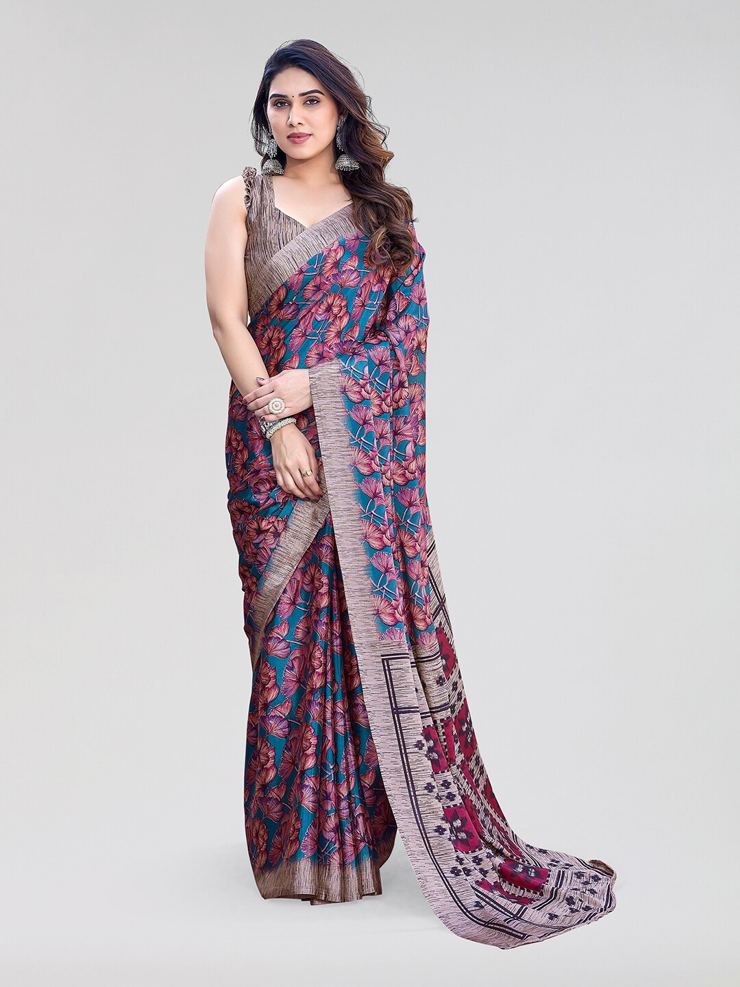 

Yashika Floral Printed Saree, Teal