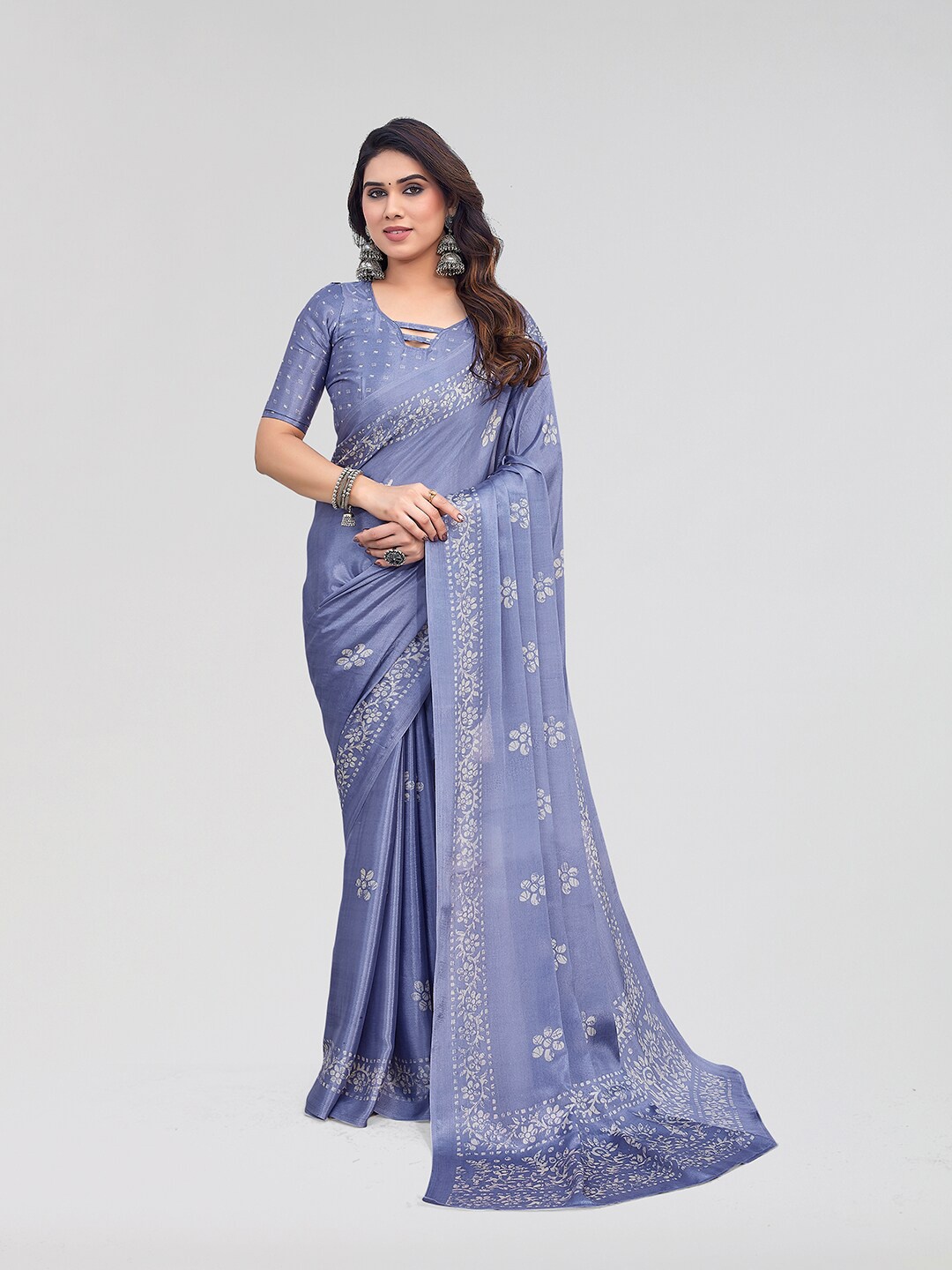 

Yashika Floral Printed Saree, Grey