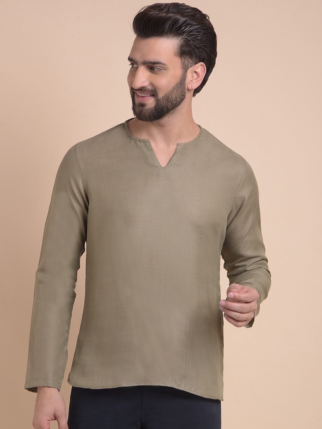 

Anouk Men Thread Work Kurta, Green