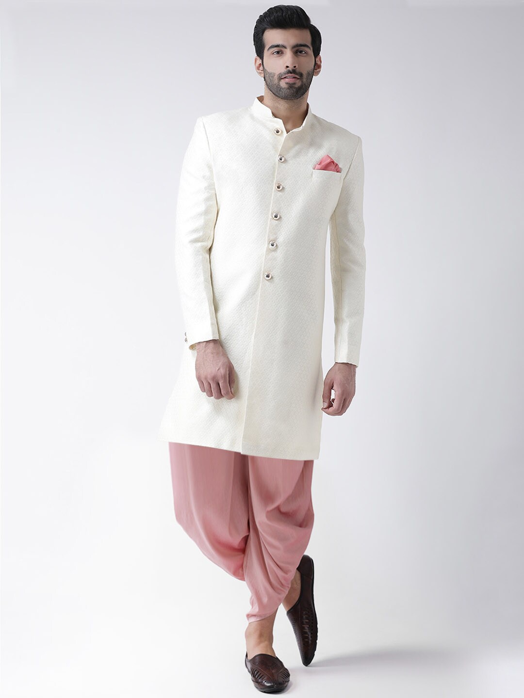 

KISAH Men Self-Design Mandarin Collar Indowestern Sherwani Set, White