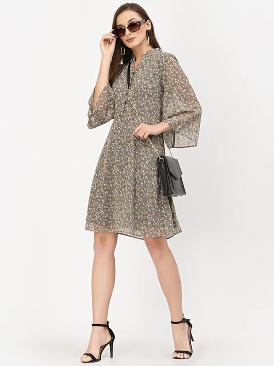

BELAVINE Floral Print Bell Sleeves Fit & Flare Dress, Grey