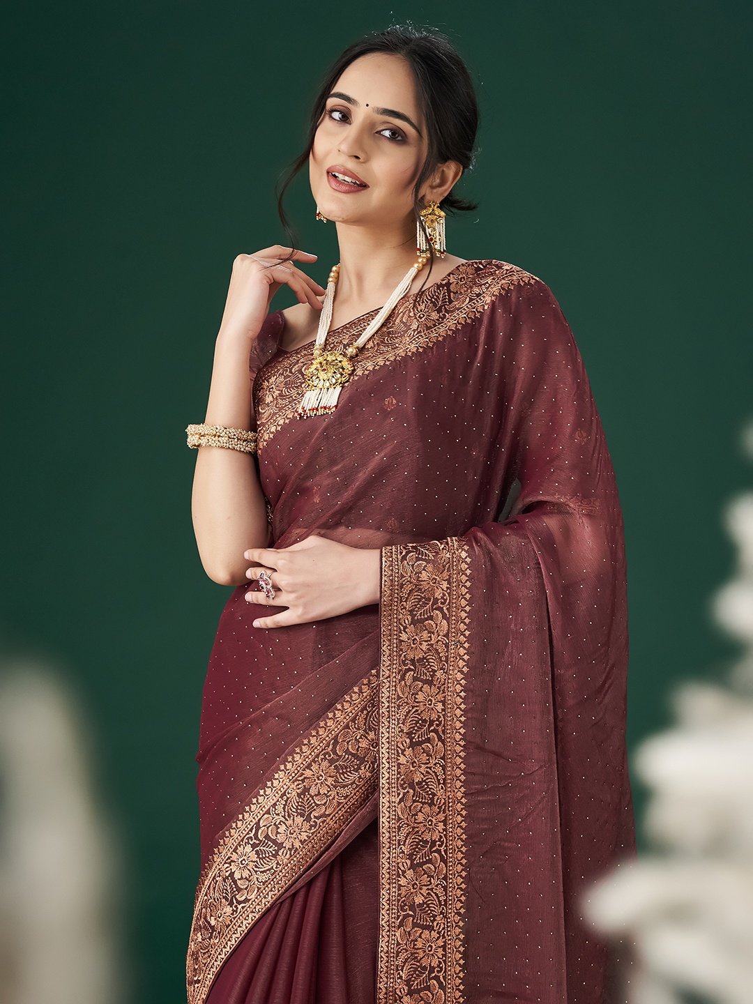 

kasee Embellished Zari Saree, Brown
