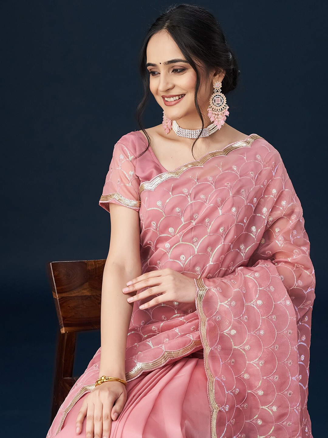 

kasee Embellished Sequinned Sarees, Pink