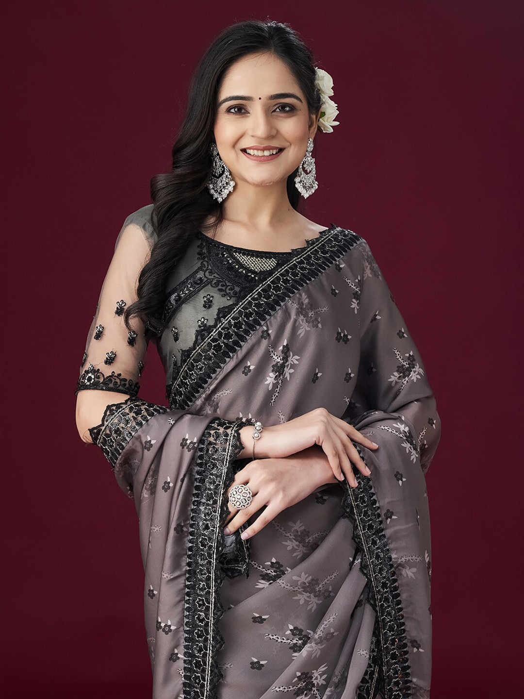 

kasee Floral Printed Embellished Sarees, Grey