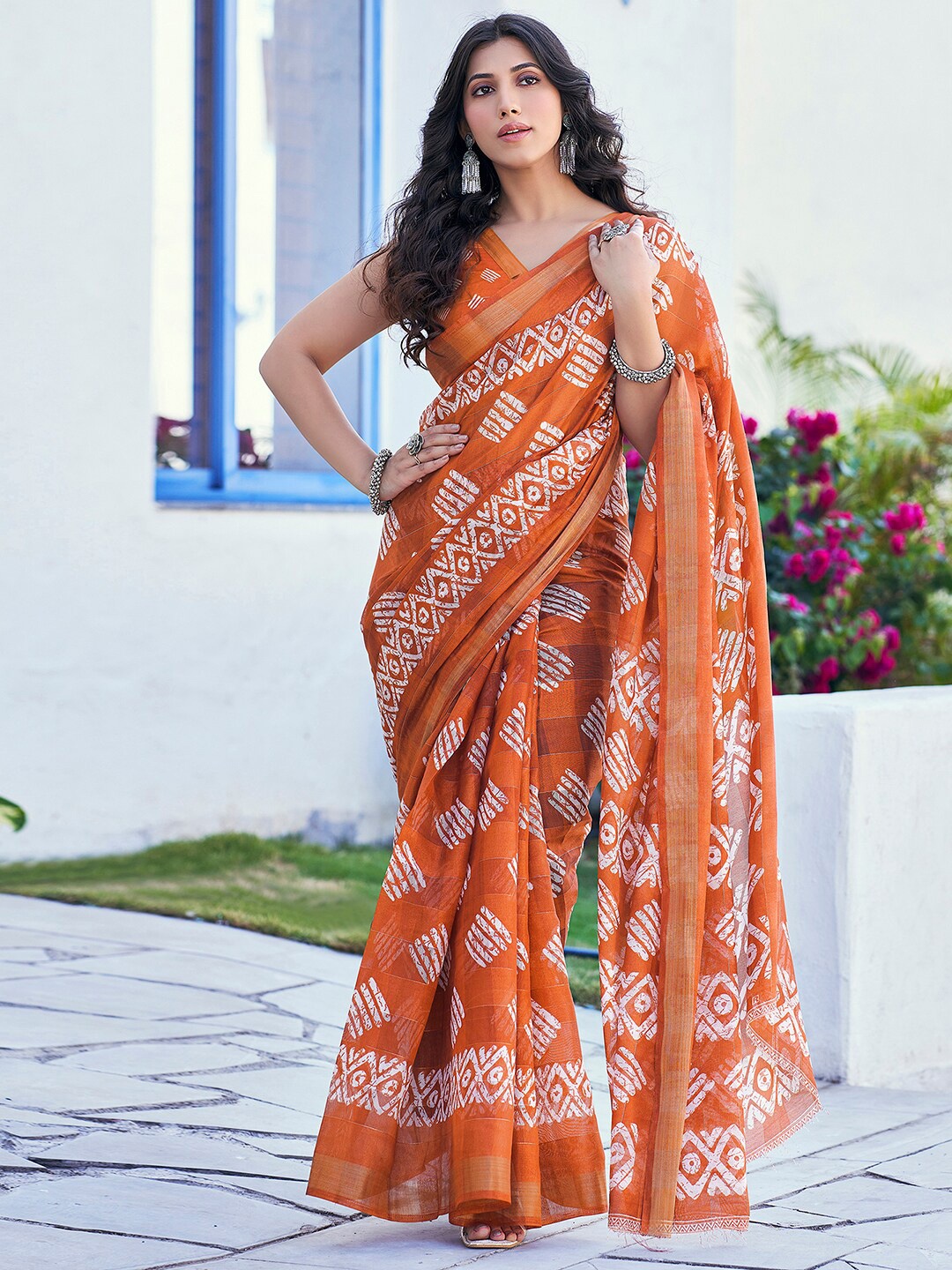 

KALINI Batik Printed Zari Saree, Orange
