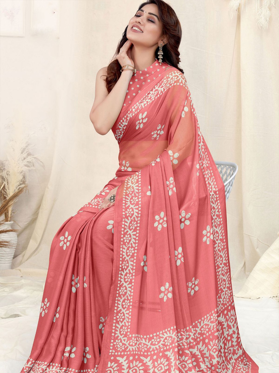 

ODETTE Batik Printed Saree, Peach