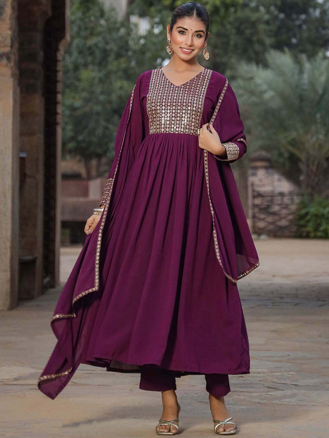 

KALINI Yoke Design Empire Sequinned Kurta with Trousers & With Dupatta, Burgundy