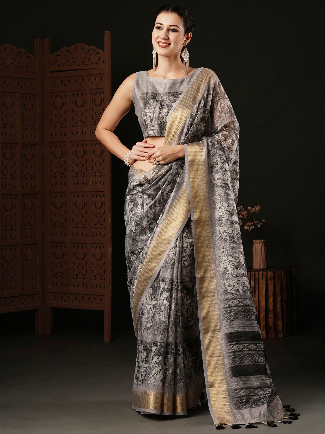 

Anouk Printed Zari Organza Designer Sungudi Party Wear Saree, Grey