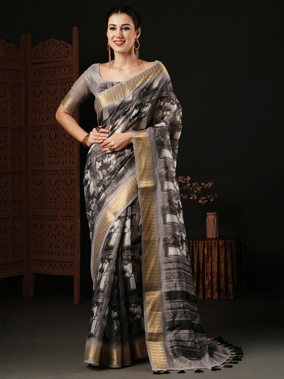 

Anouk Ethnic Zari Organza Sungudi Party Wear Saree, Grey